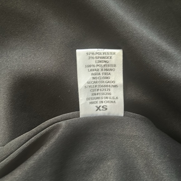 Windsor Black Plunge Neckline Dress - Picture 12 of 13